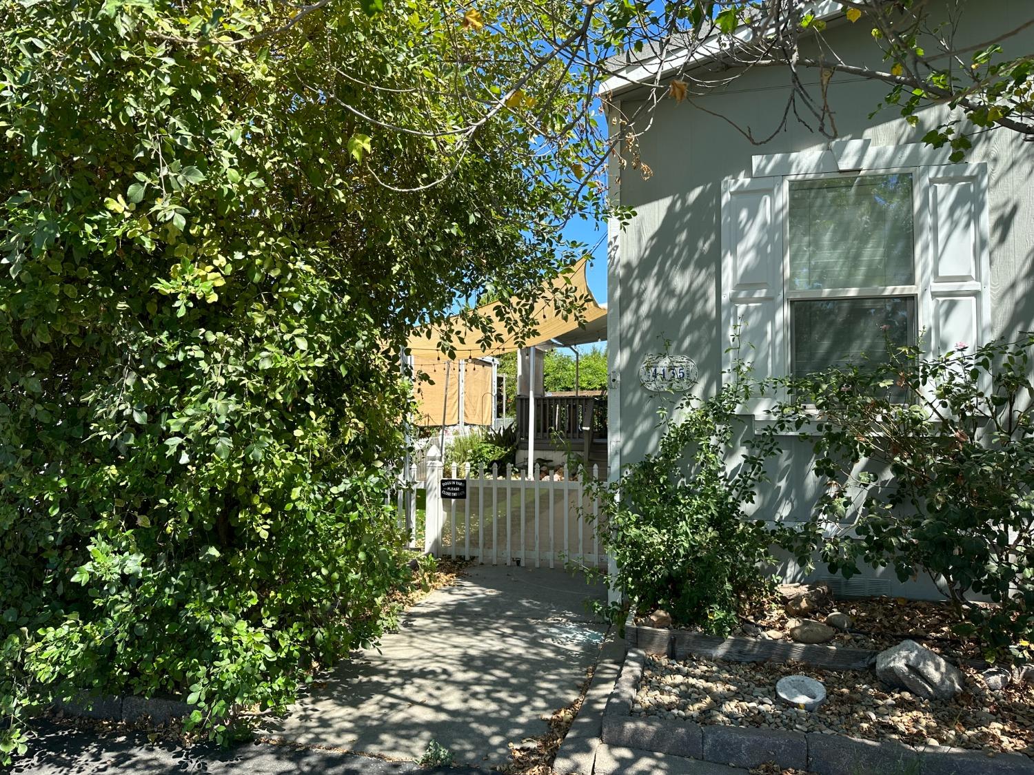 Photo of 4135 Potomac Ln in North Highlands, CA