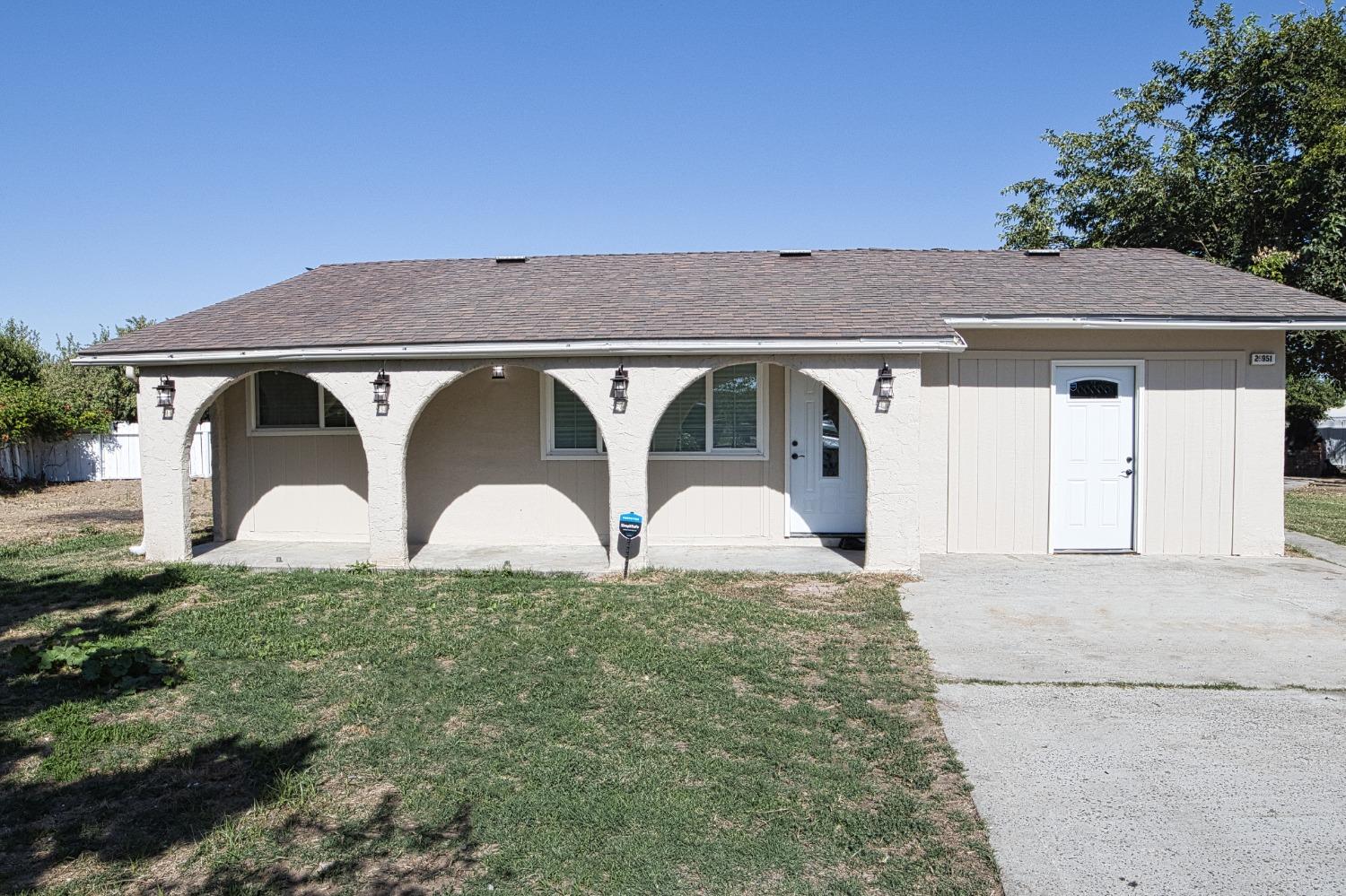 Ivo Toneck Court, Madera, California image 1