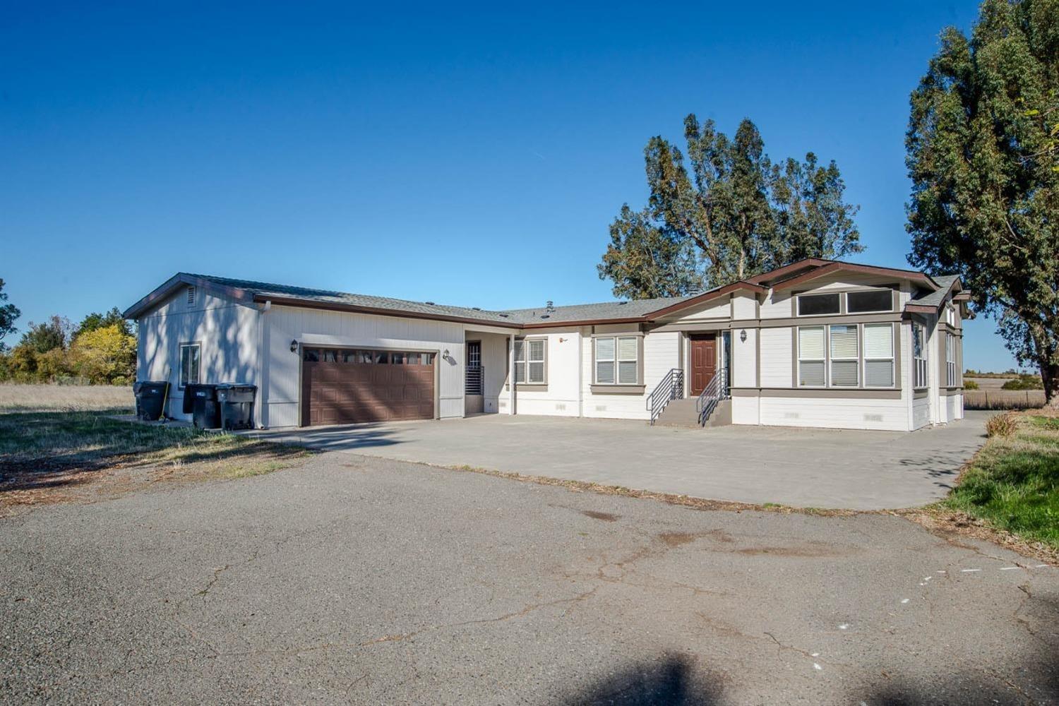Photo of 34186 County Rd 25 in Woodland, CA