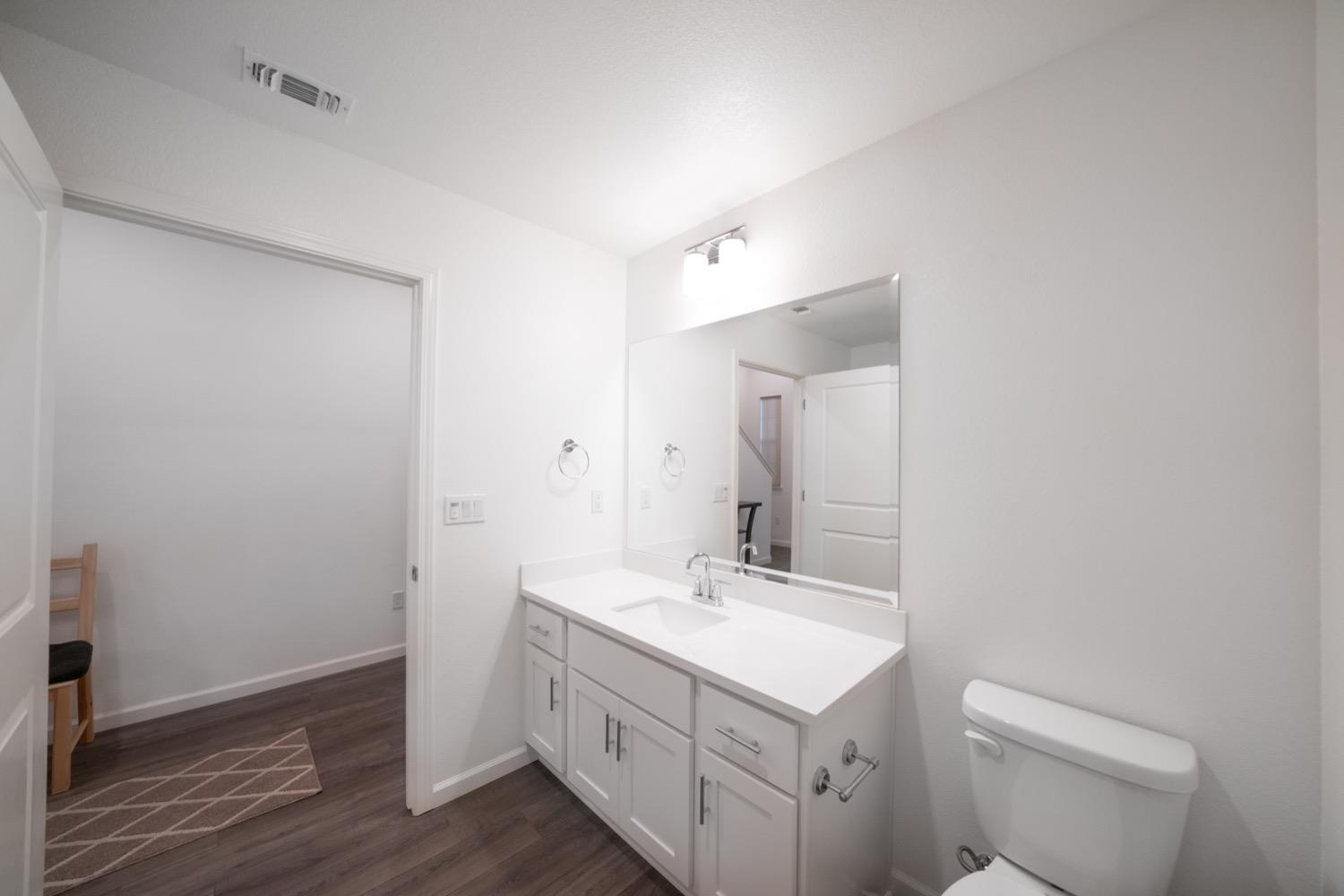 Photo #7: 223076050 Listing 