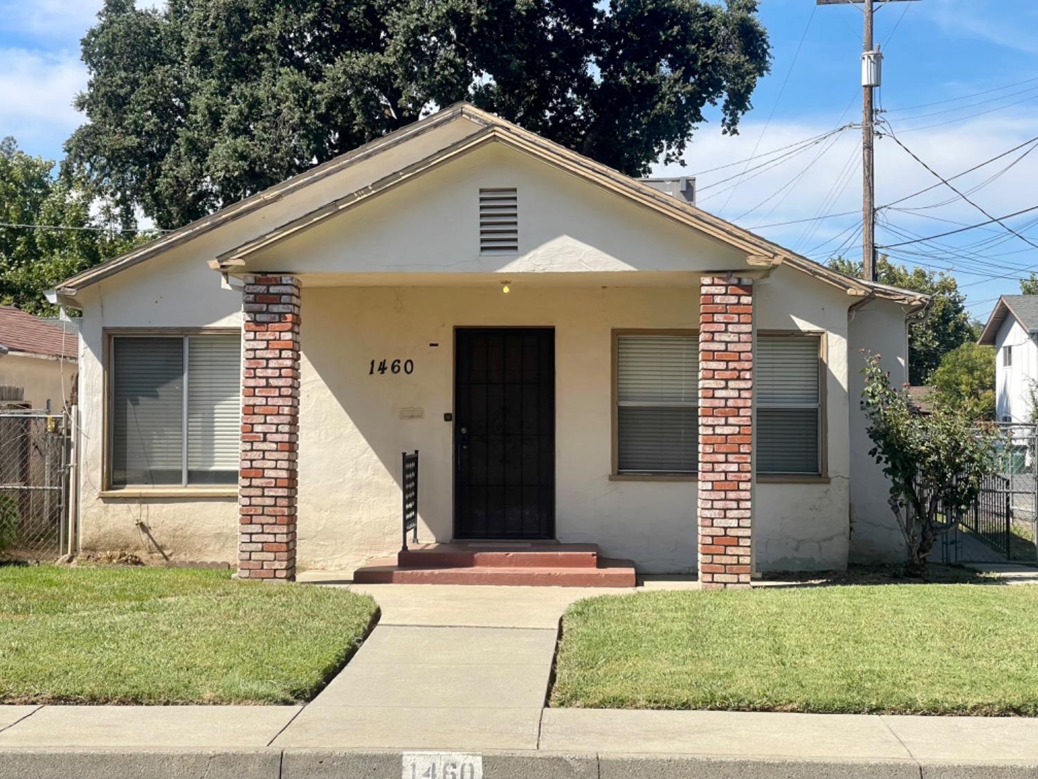 Photo of 1460 Laurel St in Gridley, CA