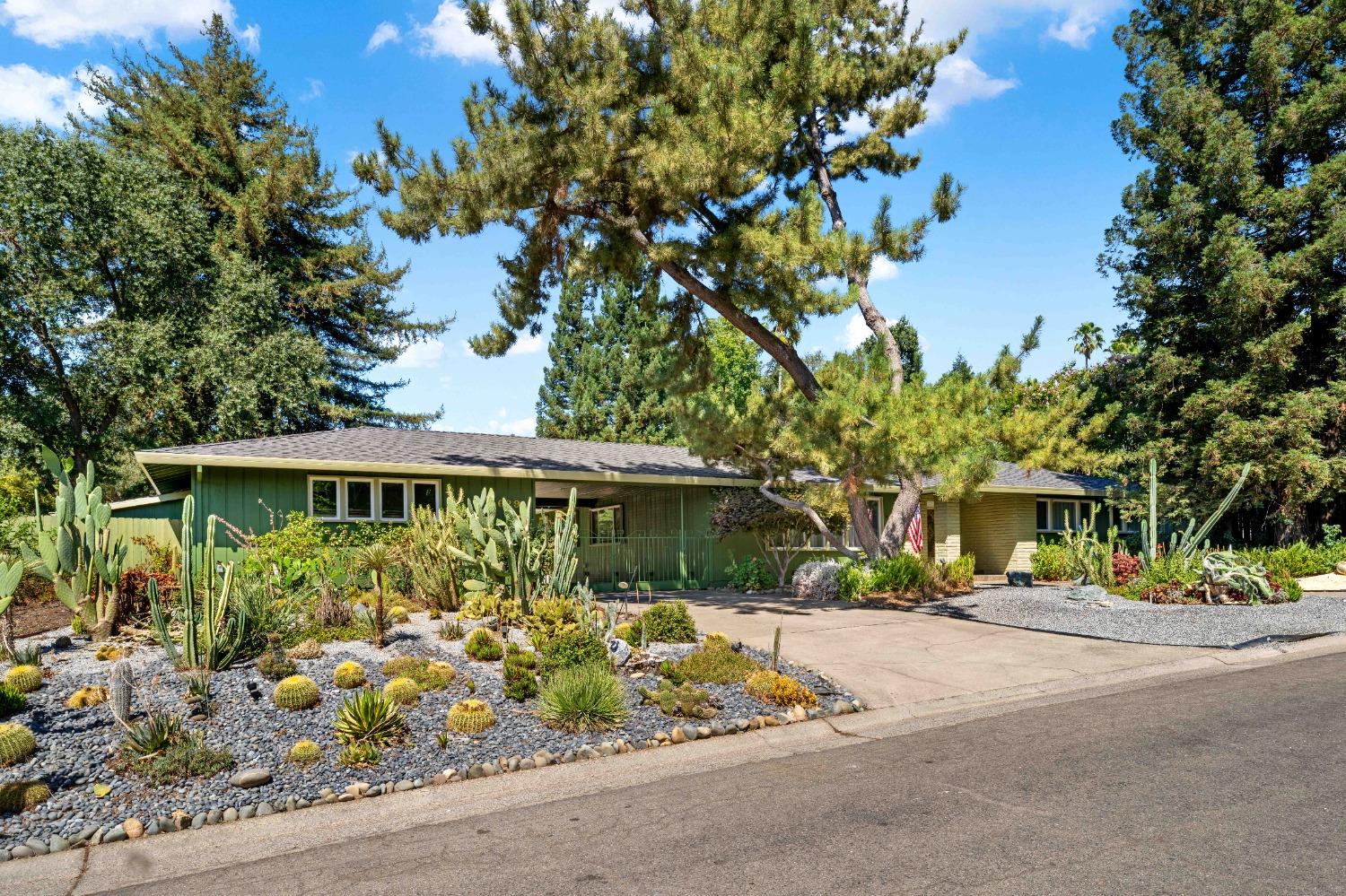 Paula Way, Fair Oaks, California image 4