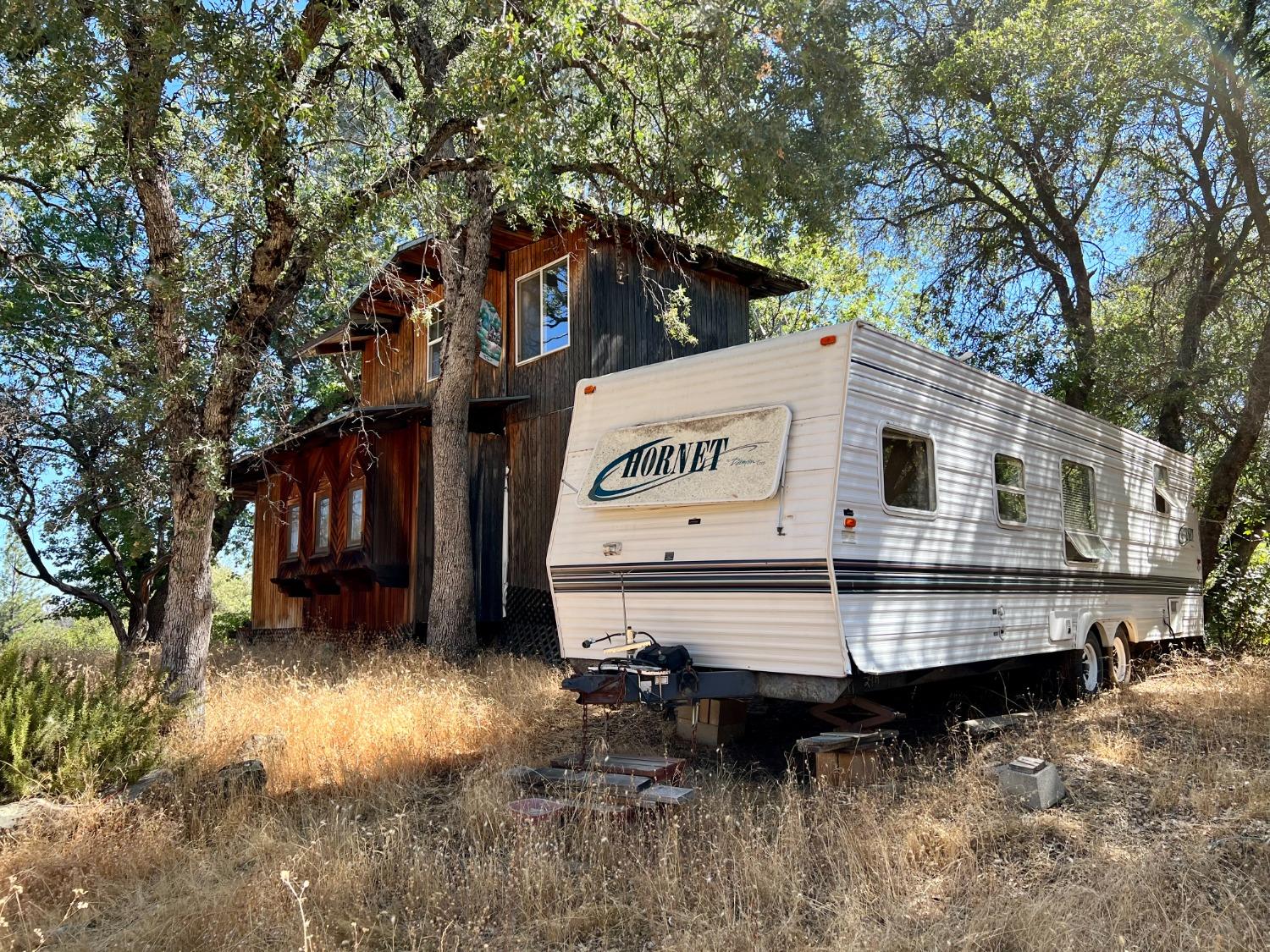 Photo of 3090 Omo Ranch Rd in Somerset, CA