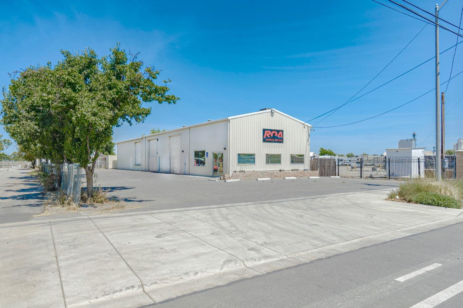 Photo of 631 Kentucky Ave in Woodland, CA