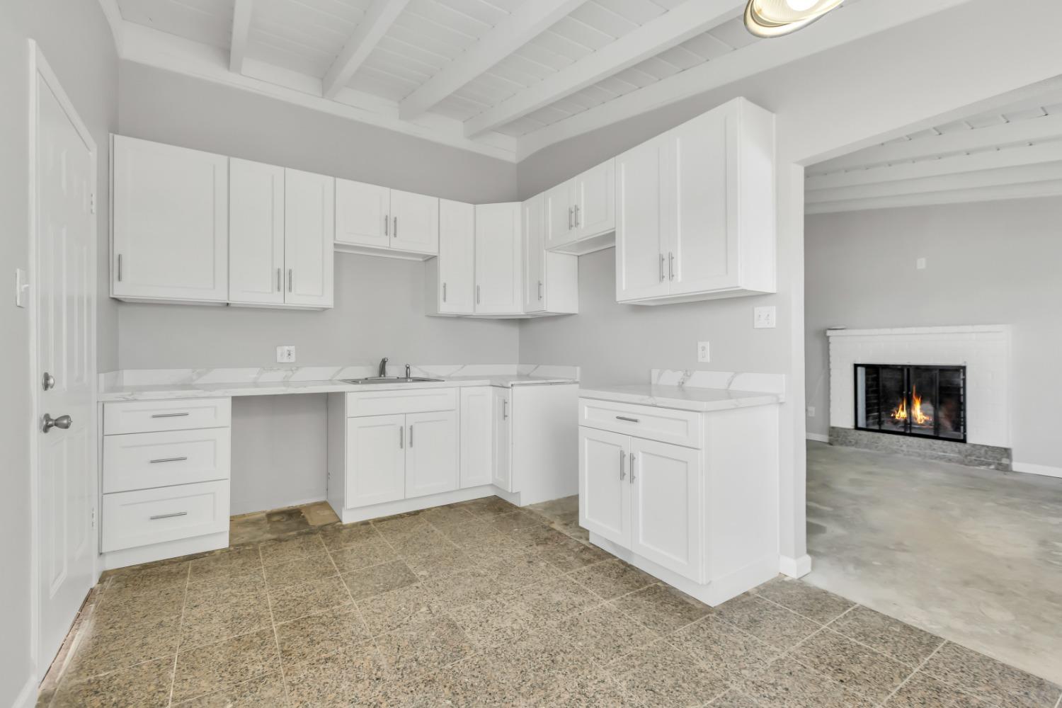 Photo of 3329 Karen Wy in Pittsburg, CA