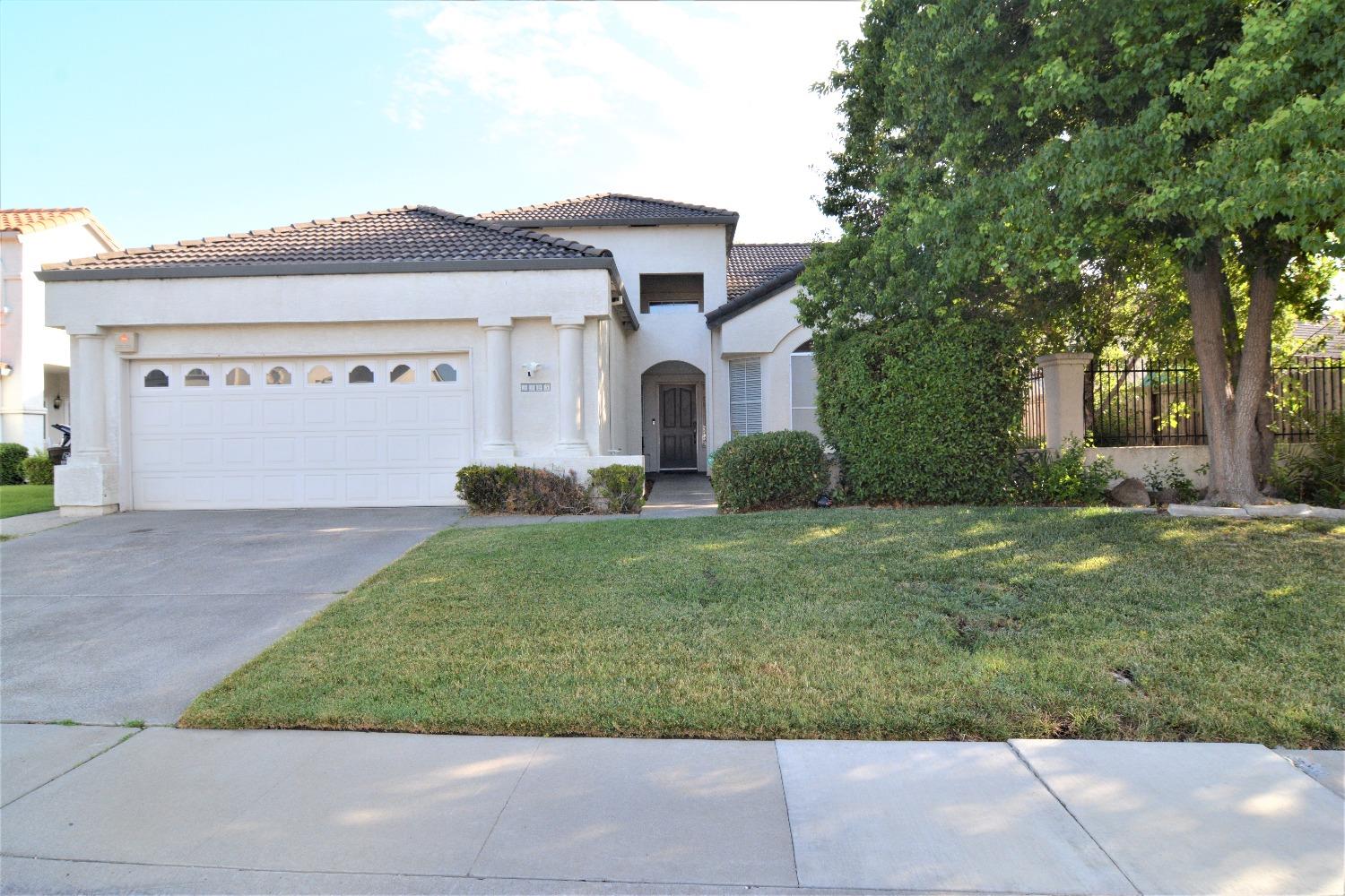 Acorn Ridge Circle, Elk Grove, California image 3