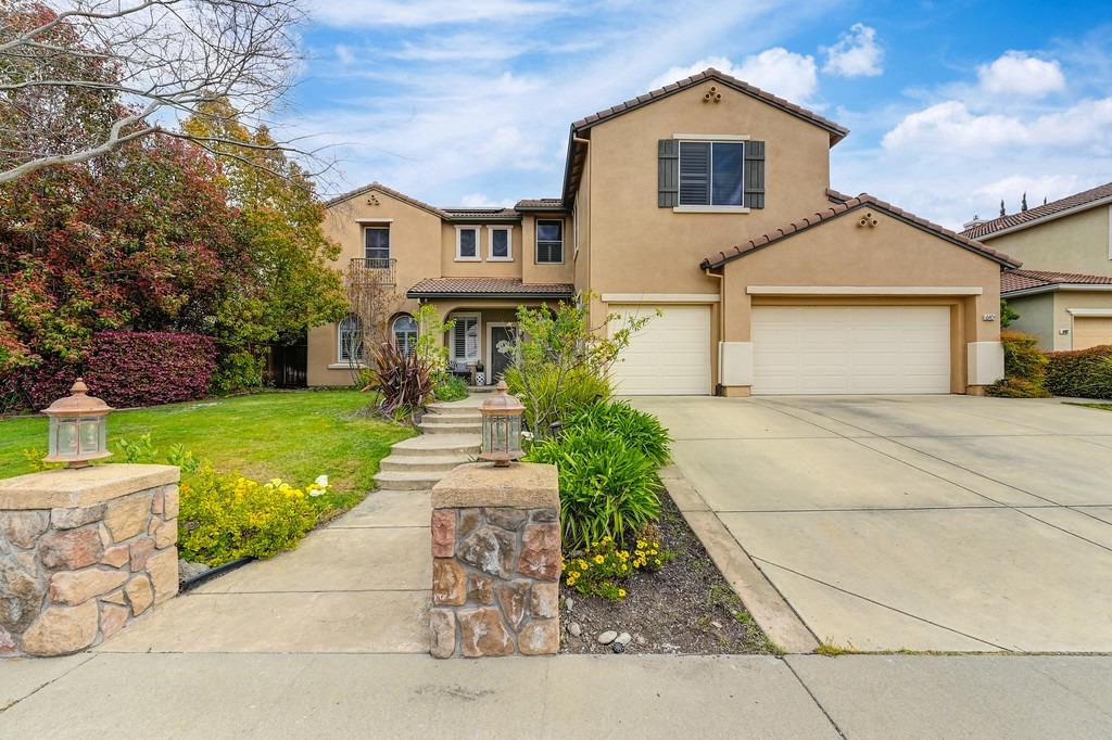 Photo of 6404 Cosmos Ct in Rocklin, CA