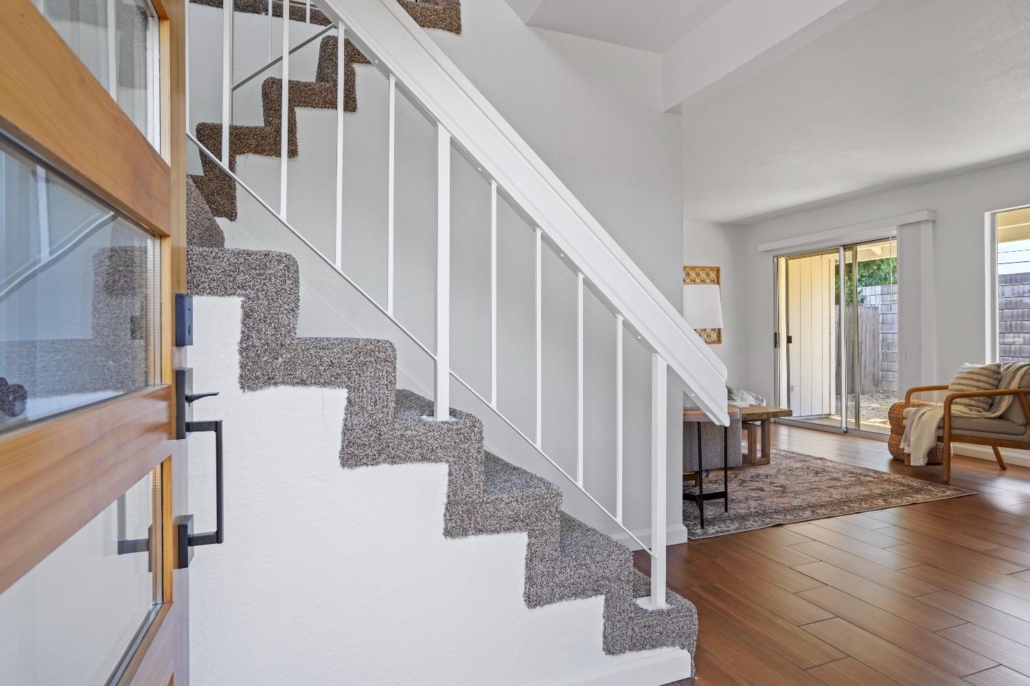 Photo #4: 223078065 Listing 