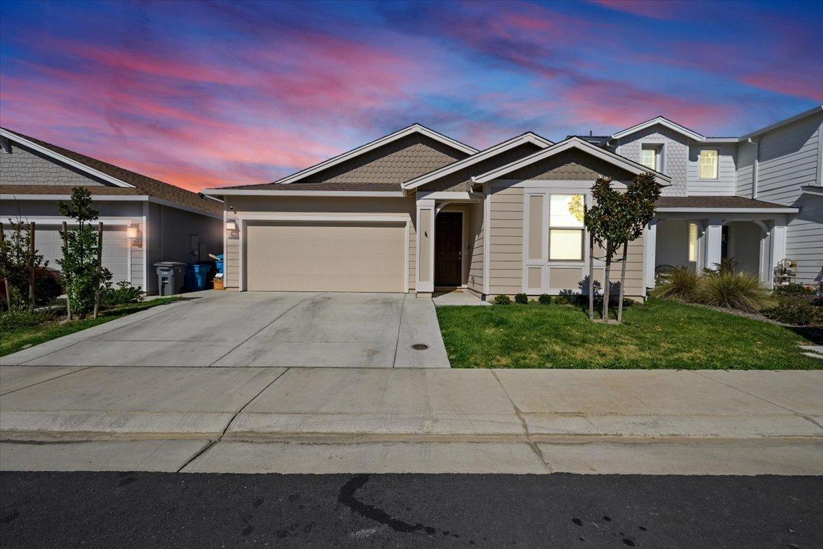 Photo of 5662 Mericrest Wy in Marysville, CA