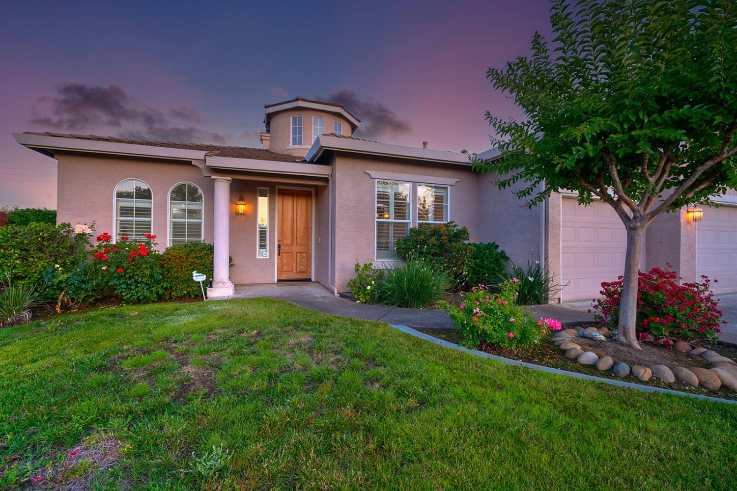 Photo of 9795 Swan Lake Dr in Granite Bay, CA