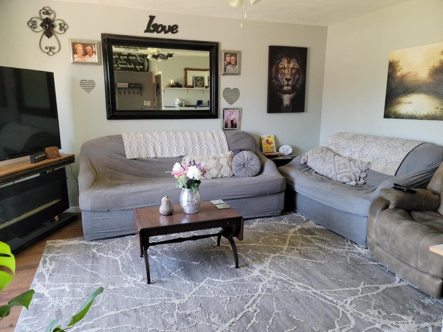 Hargrove Court, Antioch, California image 3