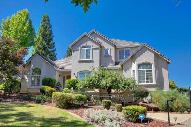 Photo of 3455 Chasen Dr in Cameron Park, CA