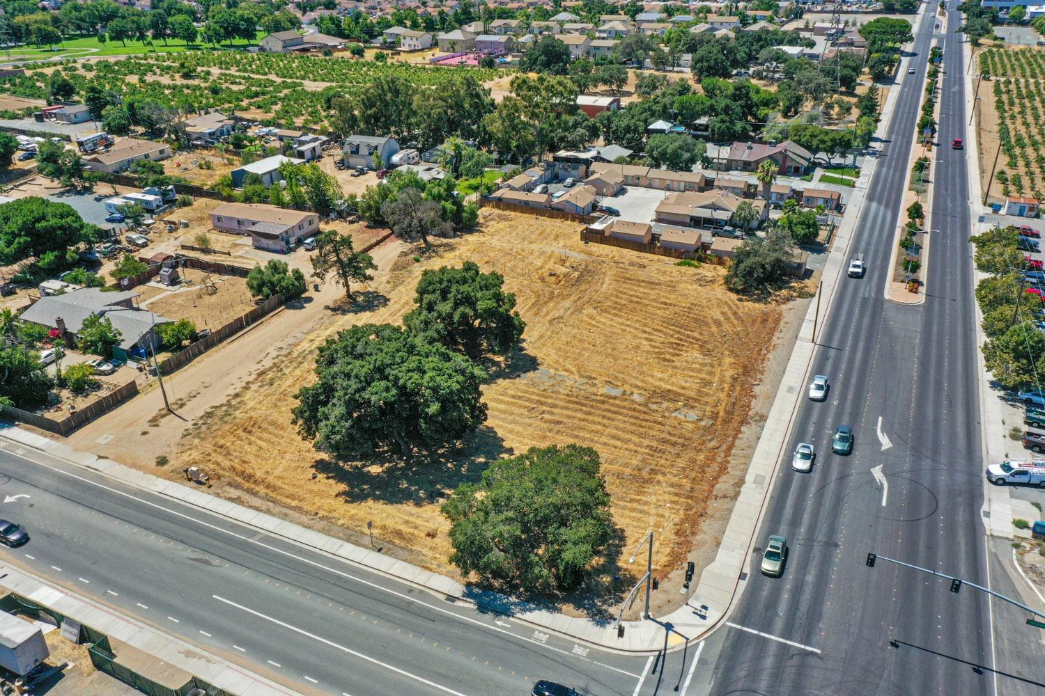 E 18th Street, Antioch, California image 13