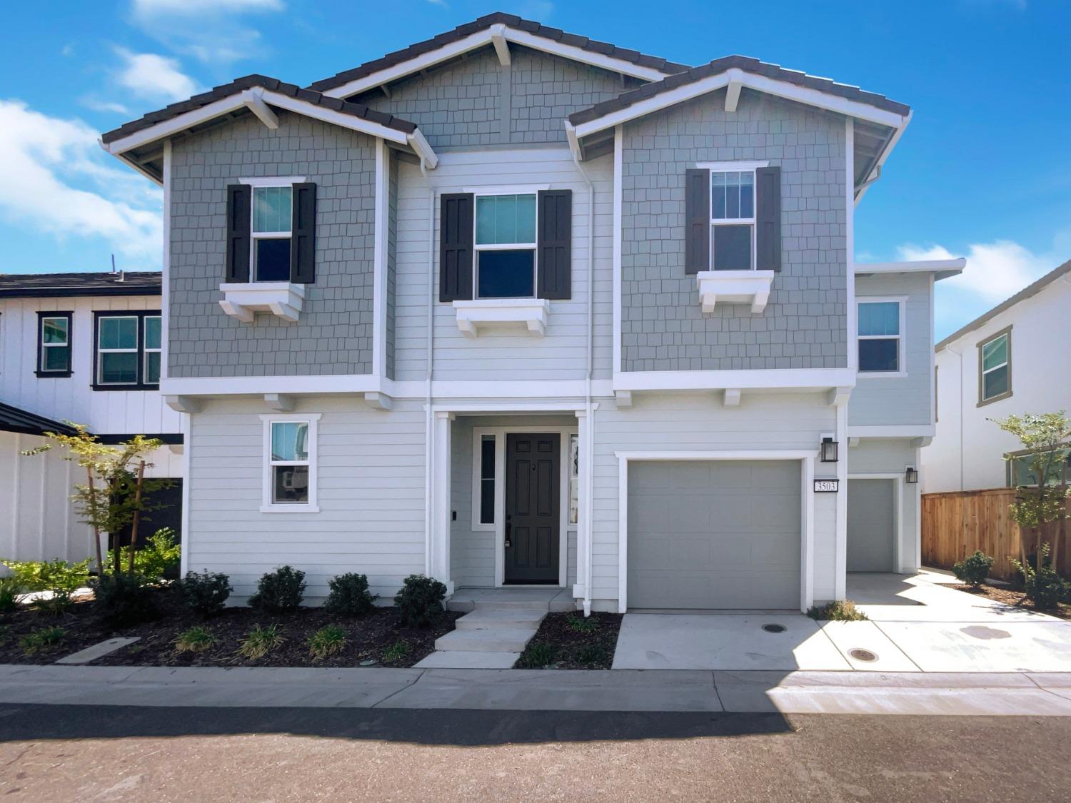 Photo of 3503 Jeffrey Pine Ln in Rocklin, CA