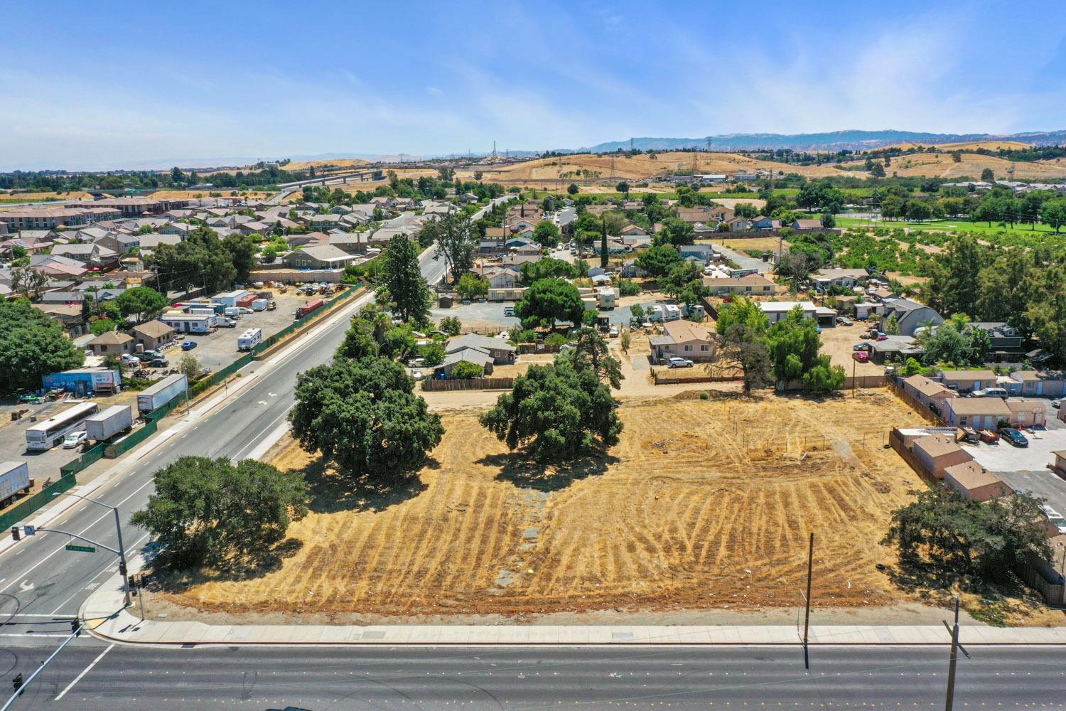 E 18th Street, Antioch, California image 17
