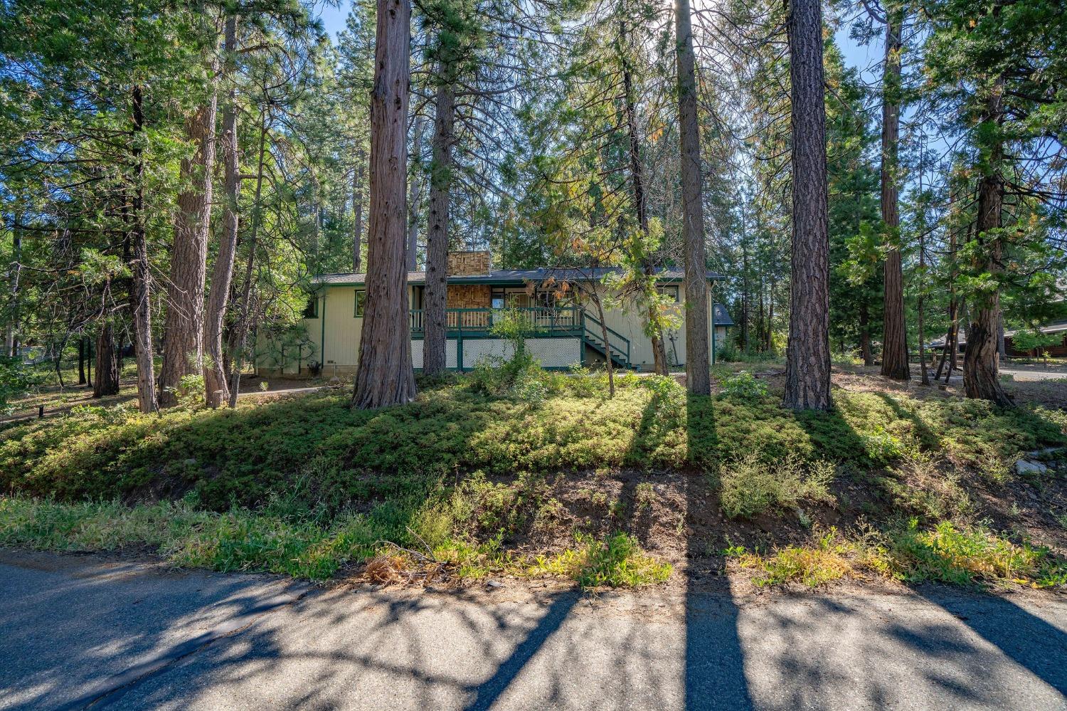 Photo of 2297 Pardee in Arnold, CA