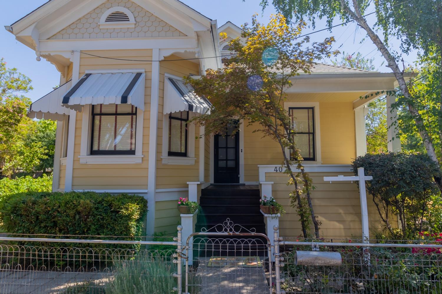 Photo of 40 Broad St in Sutter Creek, CA