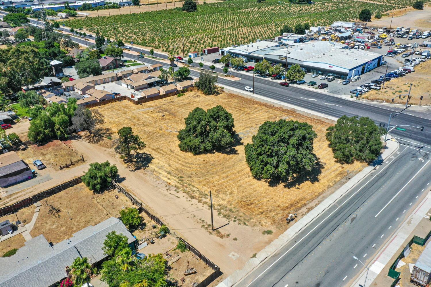 E 18th Street, Antioch, California image 4
