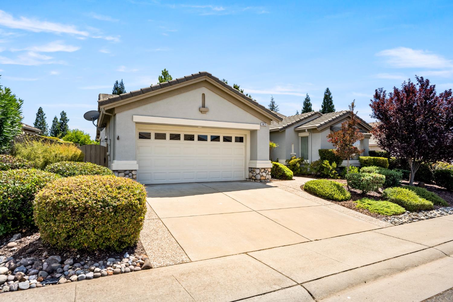 Photo of 1471 Ivy Arbor Ln in Lincoln, CA