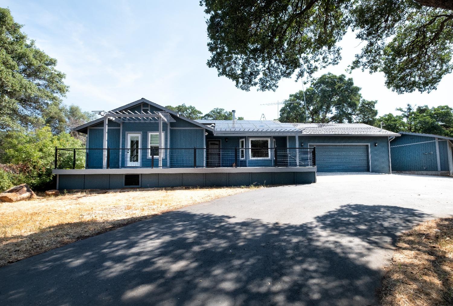Photo of 11075 Melody Rd in Smartsville, CA
