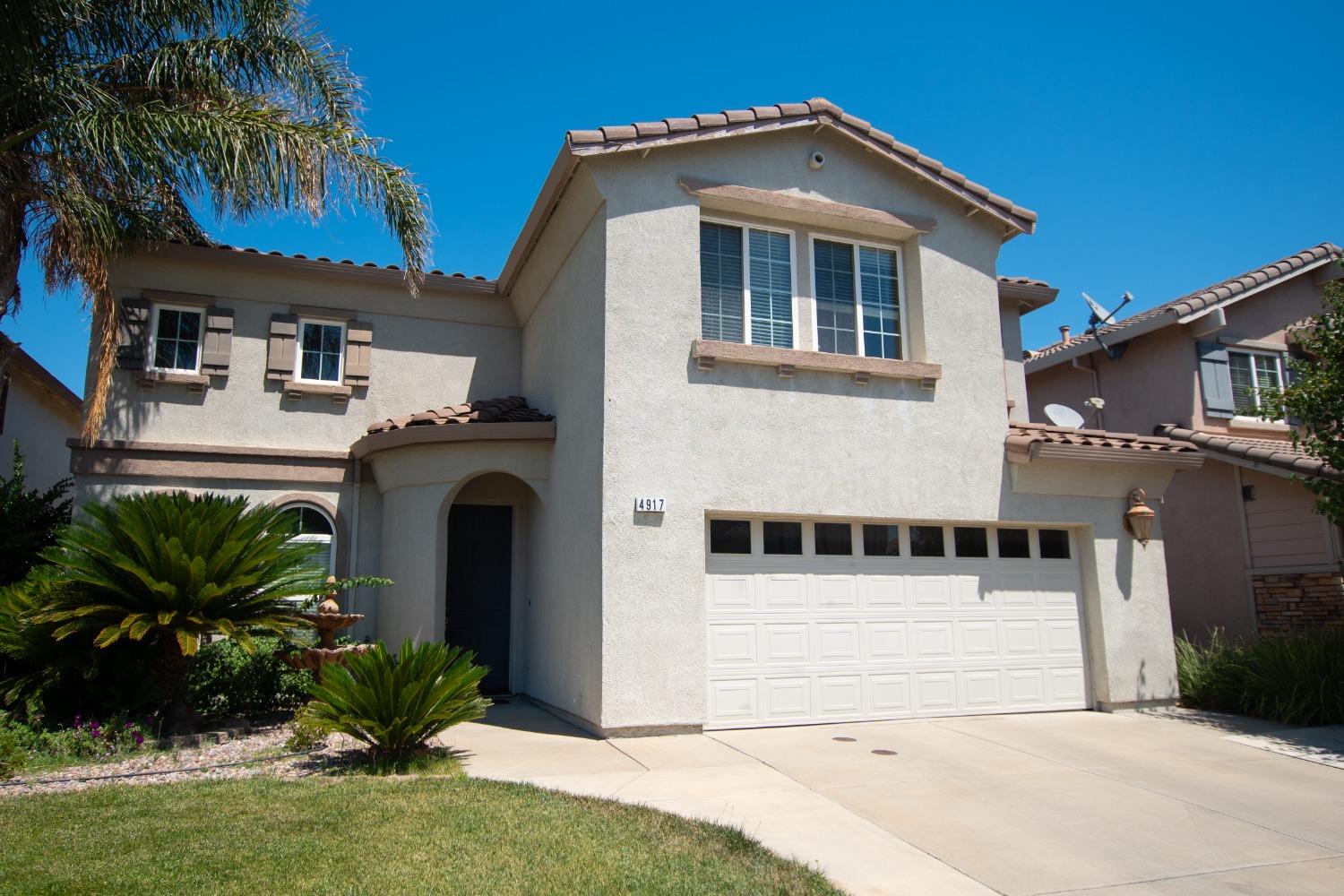 Photo of 4917 S Hutson Wy in Elk Grove, CA