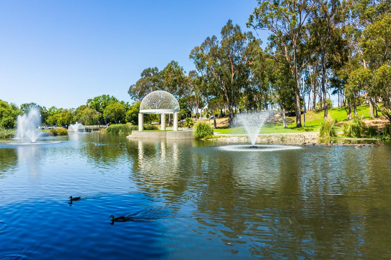 Porthole Court, Hercules, California image 20