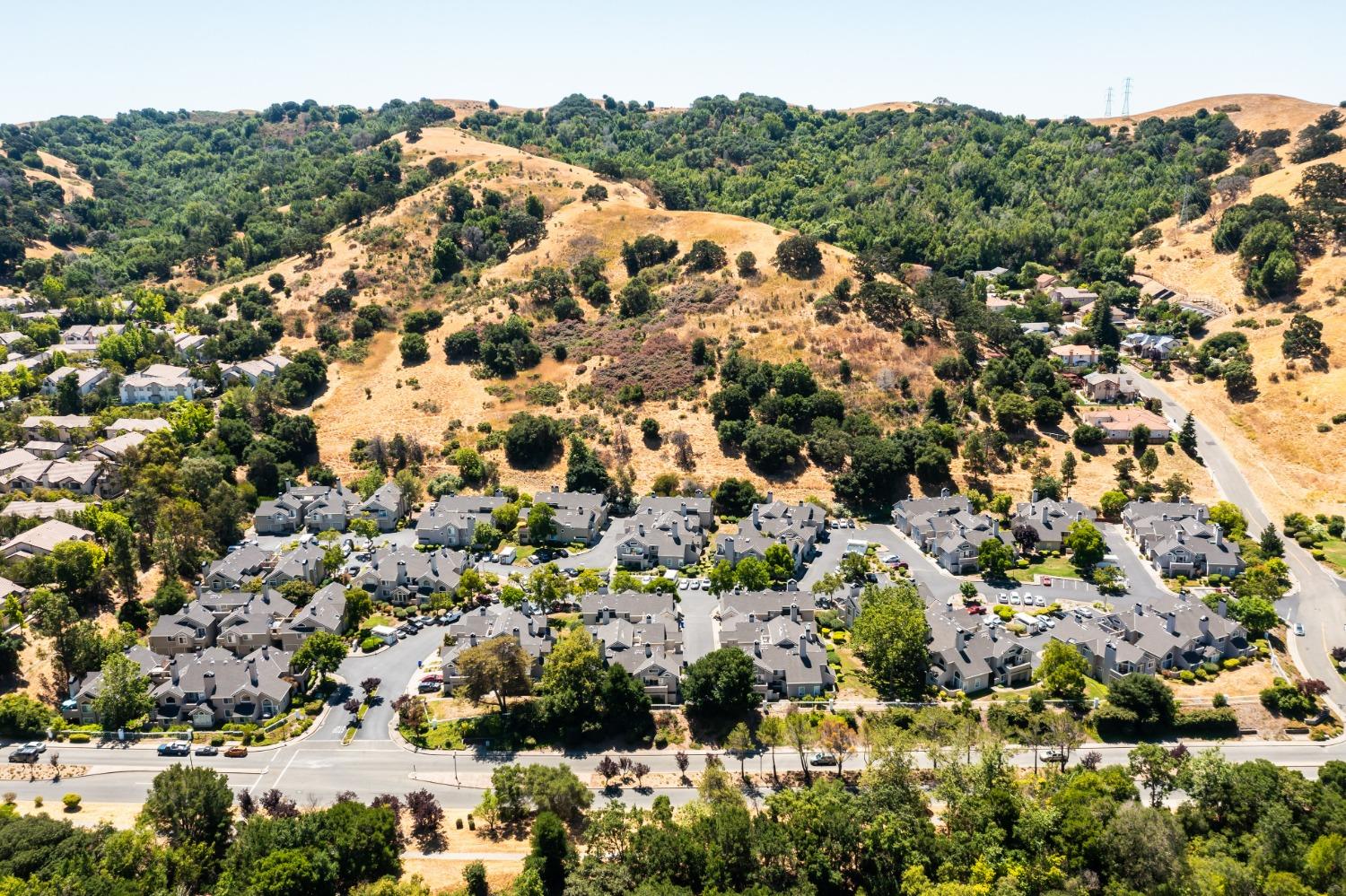 Porthole Court, Hercules, California image 19