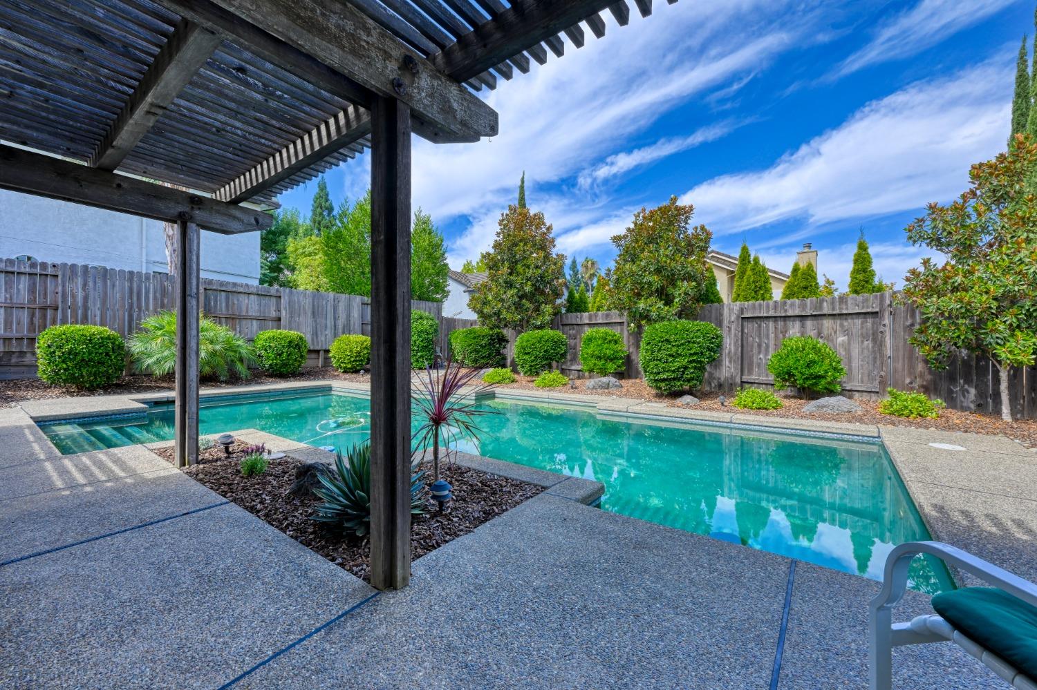 Trimotor Court, Fair Oaks, California image 36