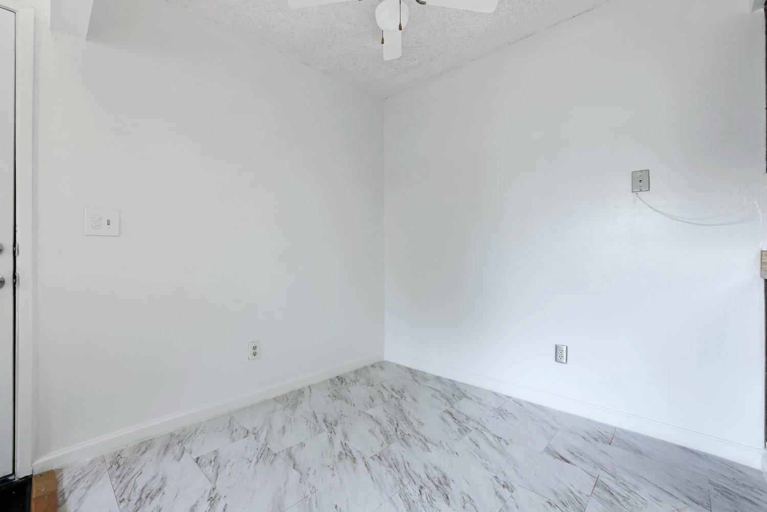 Detail Gallery Image 15 of 20 For 325 Standiford Ave #70,  Modesto,  CA 95350 - 1 Beds | 1 Baths