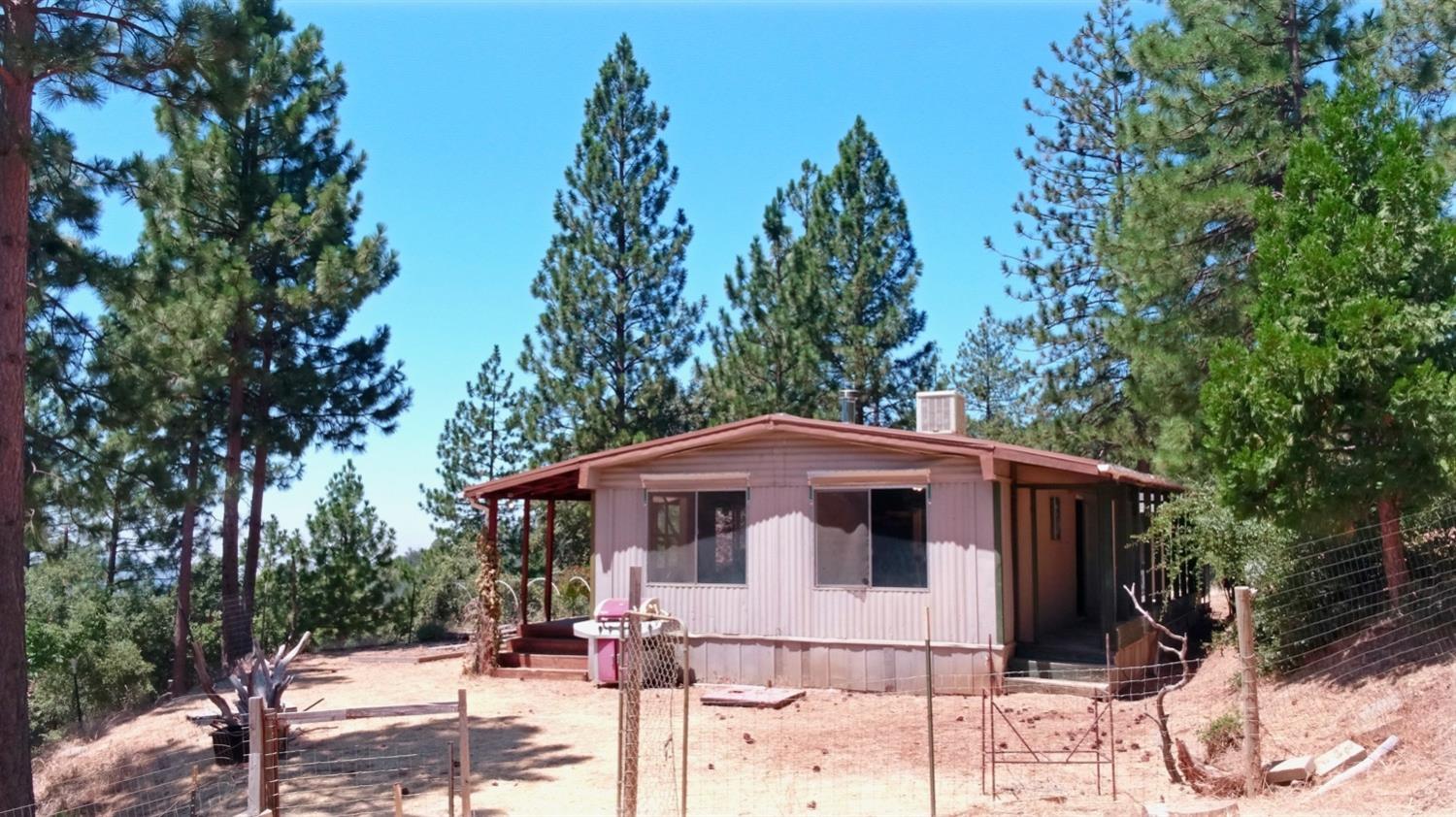 5695 Donkey Lane, Coulterville, CA 95311