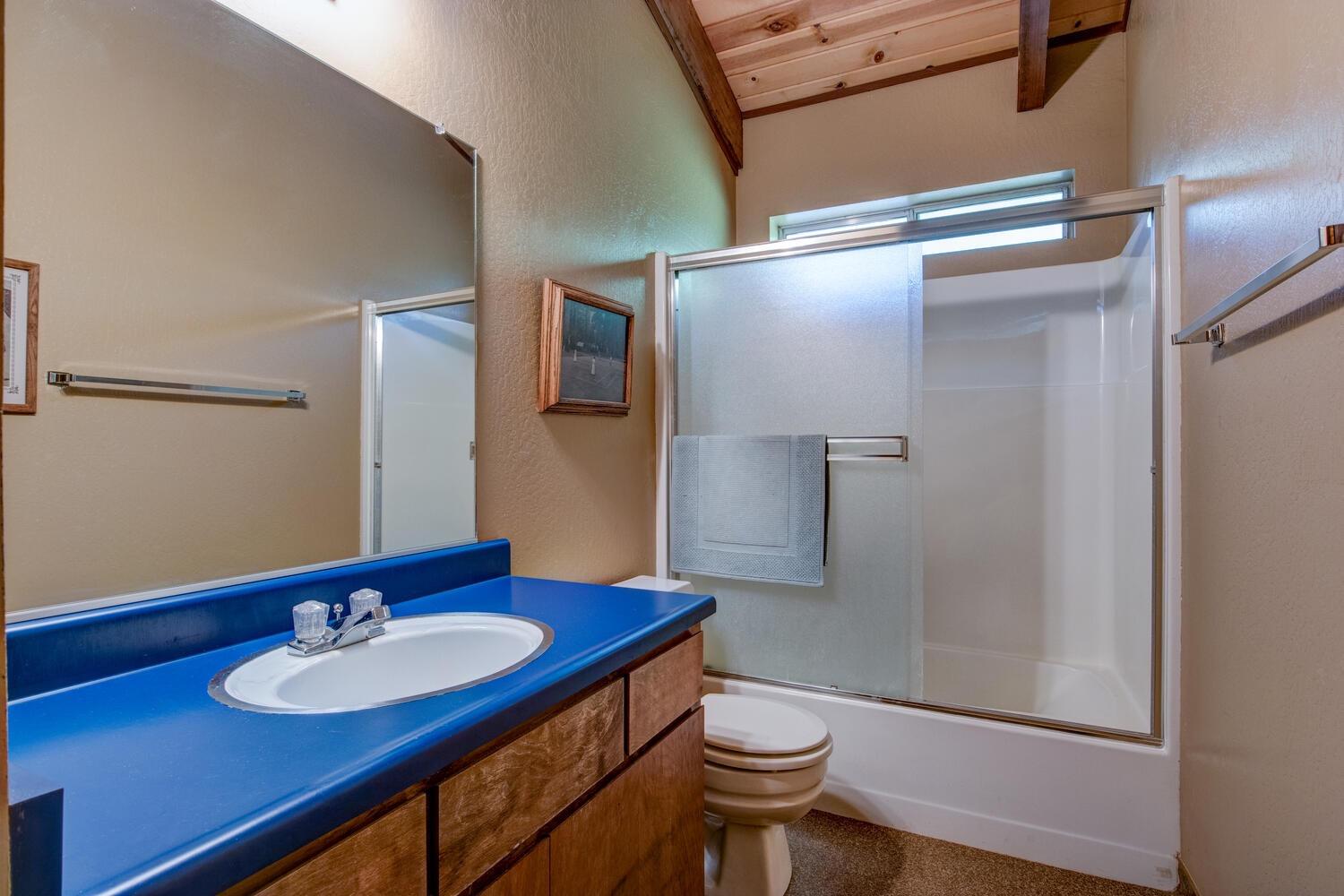 Detail Gallery Image 18 of 36 For 1138 Cypress Point #113/1,  Arnold,  CA 95223 - 3 Beds | 2 Baths