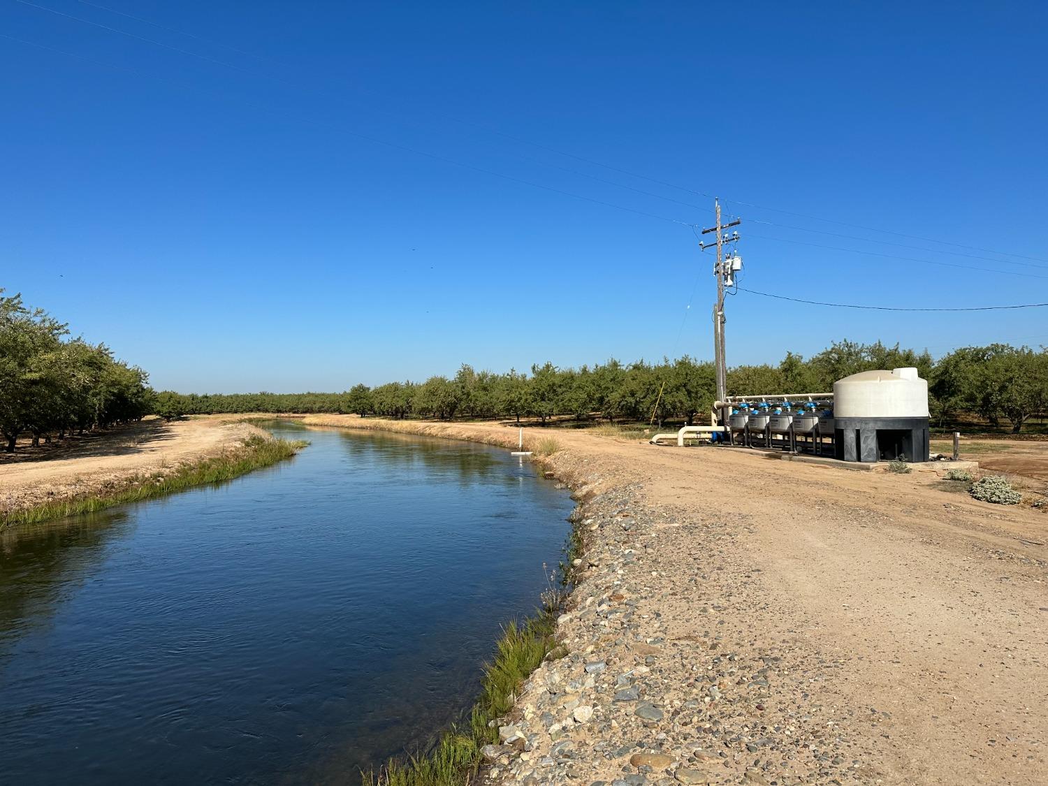 Youd Road, Winton, California image 6