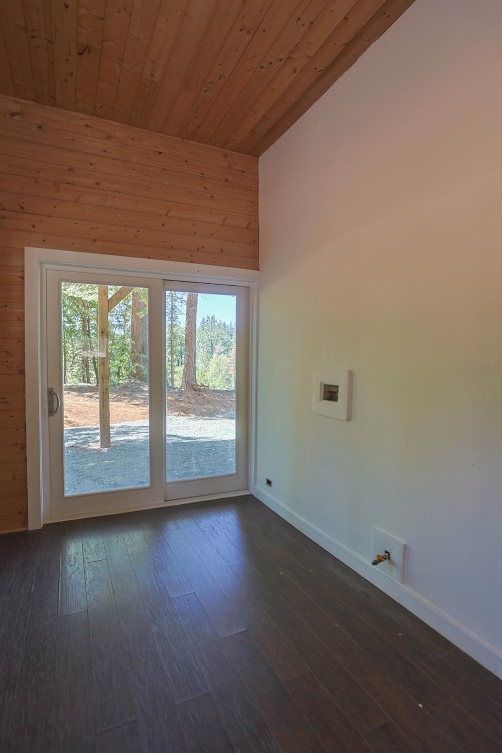 Detail Gallery Image 20 of 27 For 16868 Lowell Hill Rd, Nevada City,  CA 95959 - 3 Beds | 2 Baths