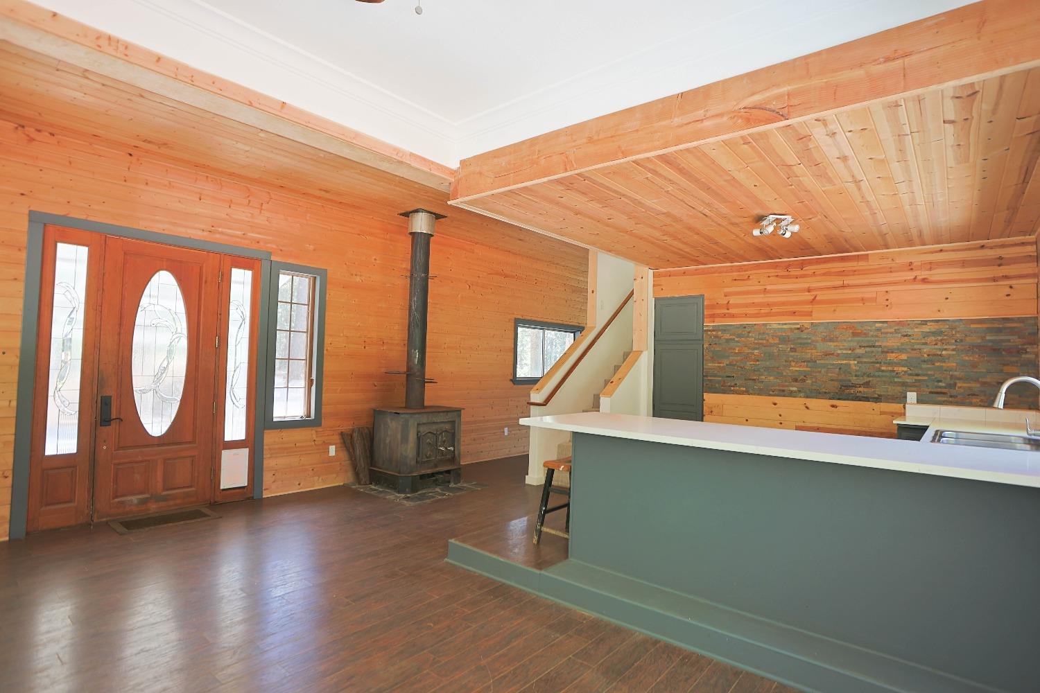 Detail Gallery Image 8 of 27 For 16868 Lowell Hill Rd, Nevada City,  CA 95959 - 3 Beds | 2 Baths