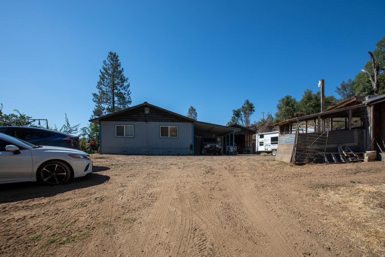 Cricket Hill Road, Mariposa, California image 33