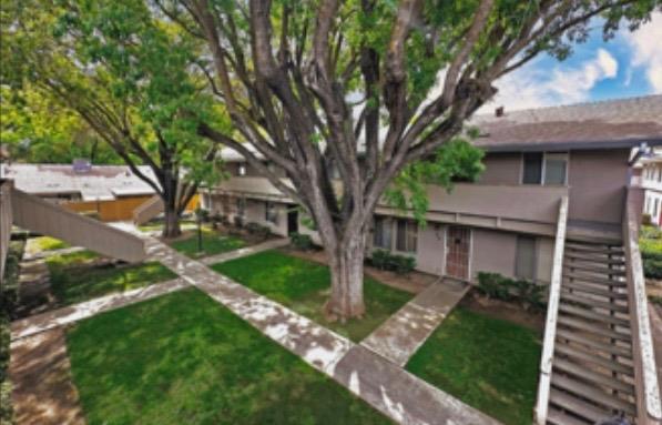 Photo of 617 W Granger Ave #82 in Modesto, CA