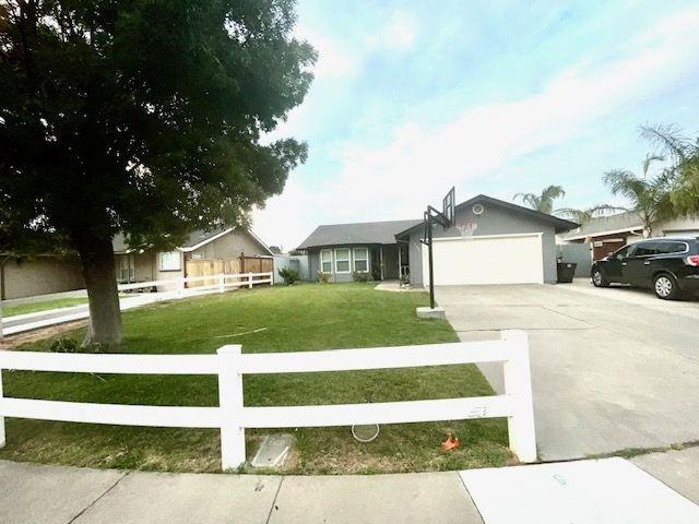 Photo of 299 Diane Ct in Manteca, CA