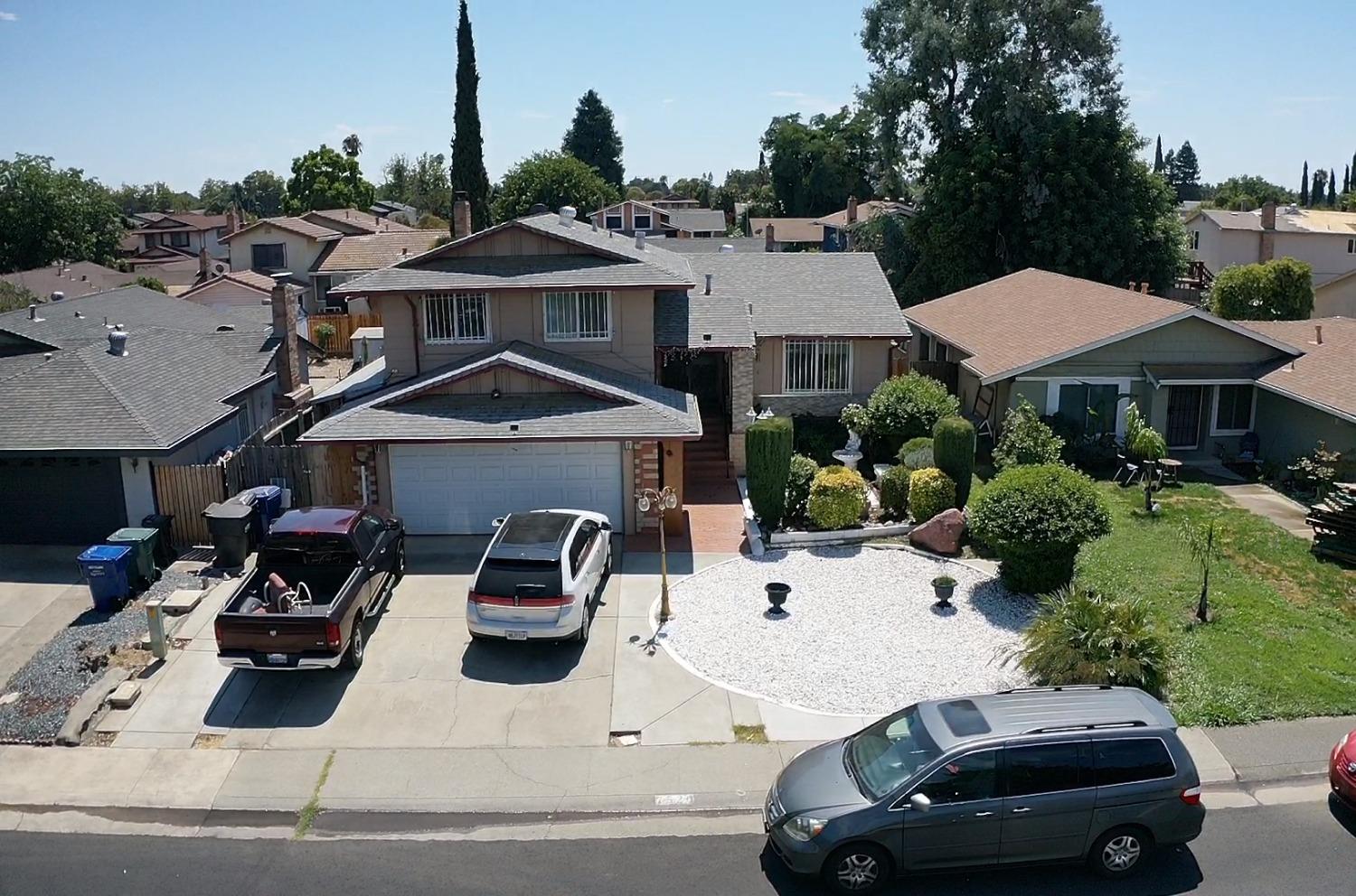 Photo of 7520 Clement Cir in Sacramento, CA