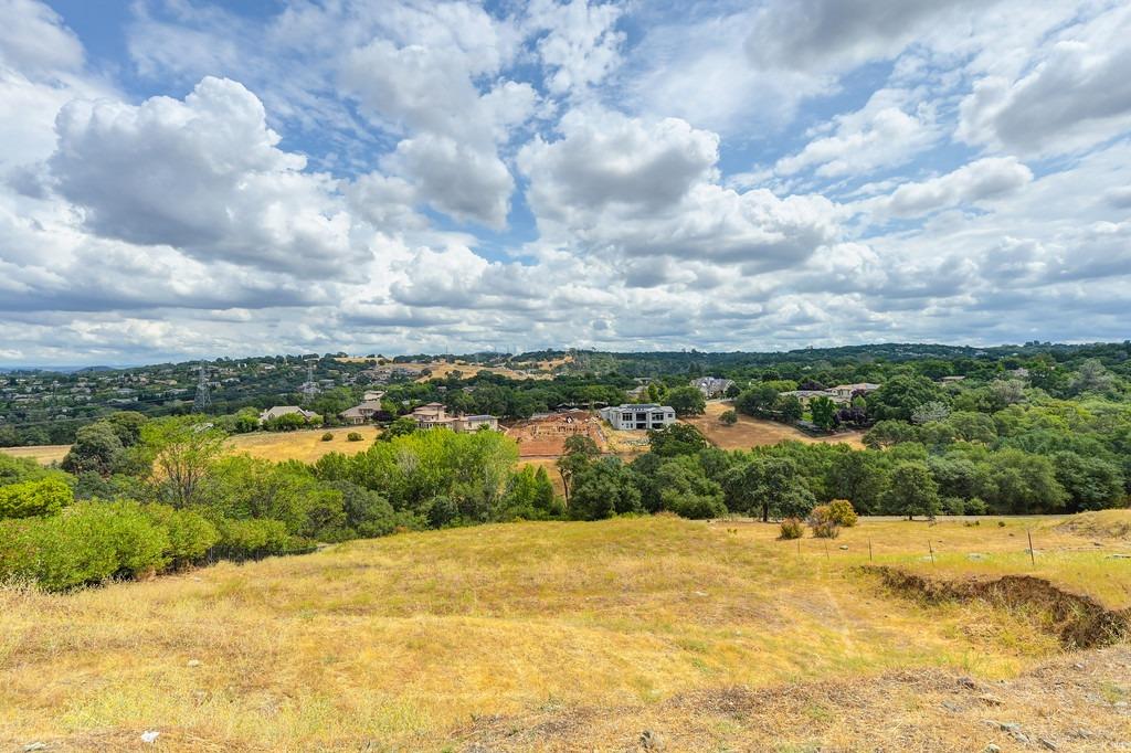 Detail Gallery Image 13 of 50 For 5020 Breese Cir, El Dorado Hills,  CA 95762 - – Beds | – Baths