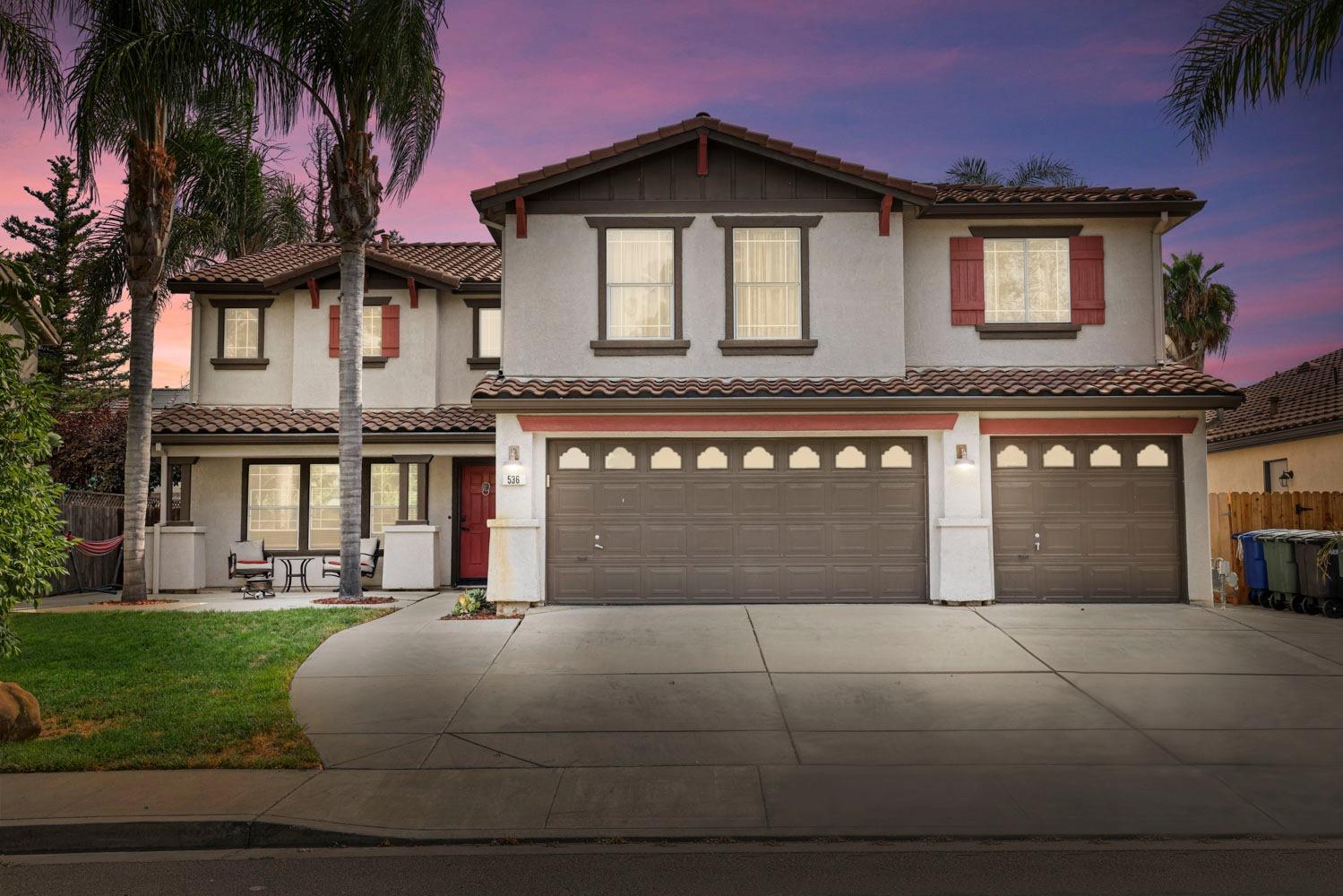 Photo of 536 Peregrine Dr in Patterson, CA