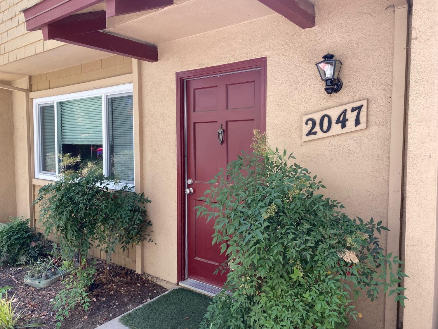 Photo of 2047 Alta Loma St in Davis, CA