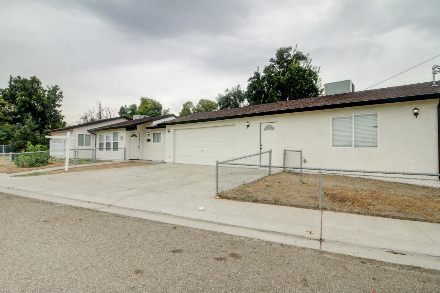 Photo of 3036 Topeka St in Riverbank, CA