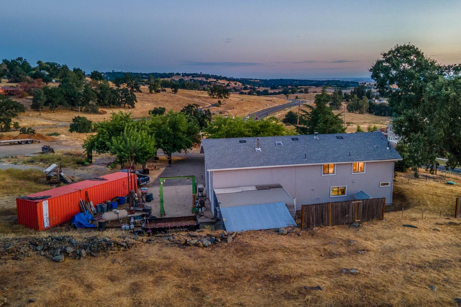 Detail Gallery Image 33 of 38 For 4040 Hawk View Rd, El Dorado Hills,  CA 95762 - 2 Beds | 2 Baths