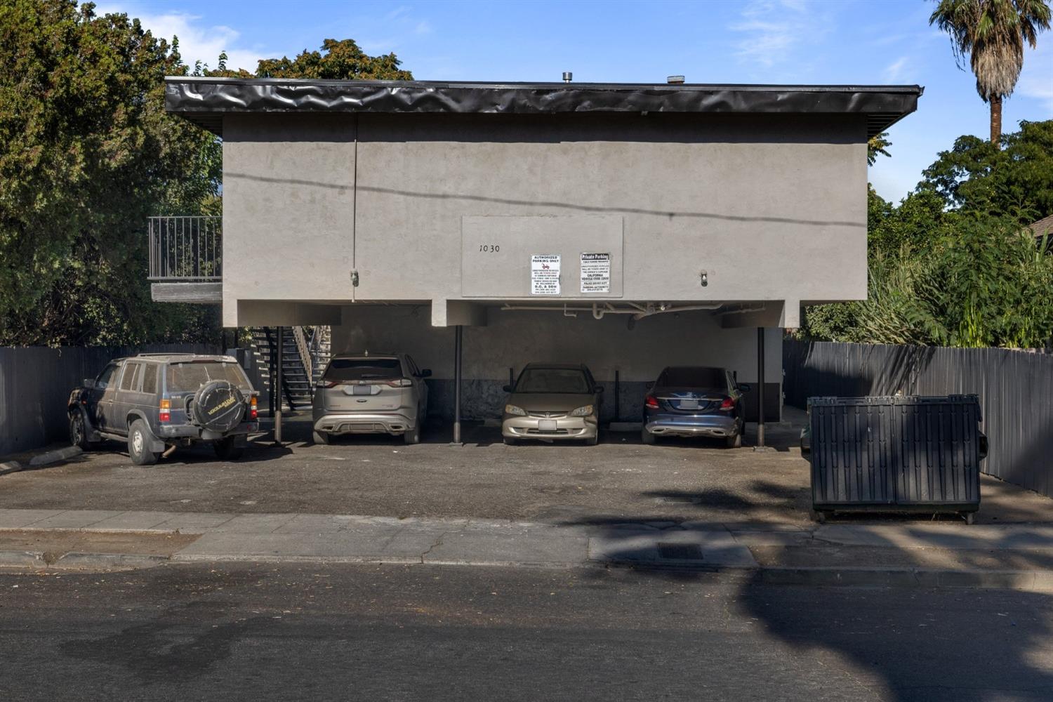 Photo of 1030 Grant St in Stockton, CA