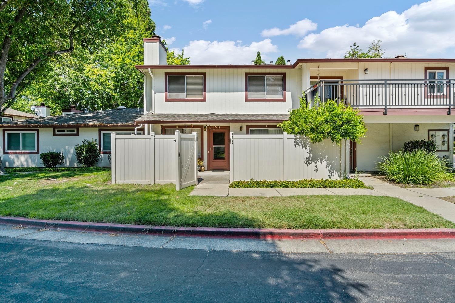 Detail Gallery Image 1 of 1 For 2537 Blue Rock Ct, San Jose,  CA 95133 - 2 Beds | 1/1 Baths