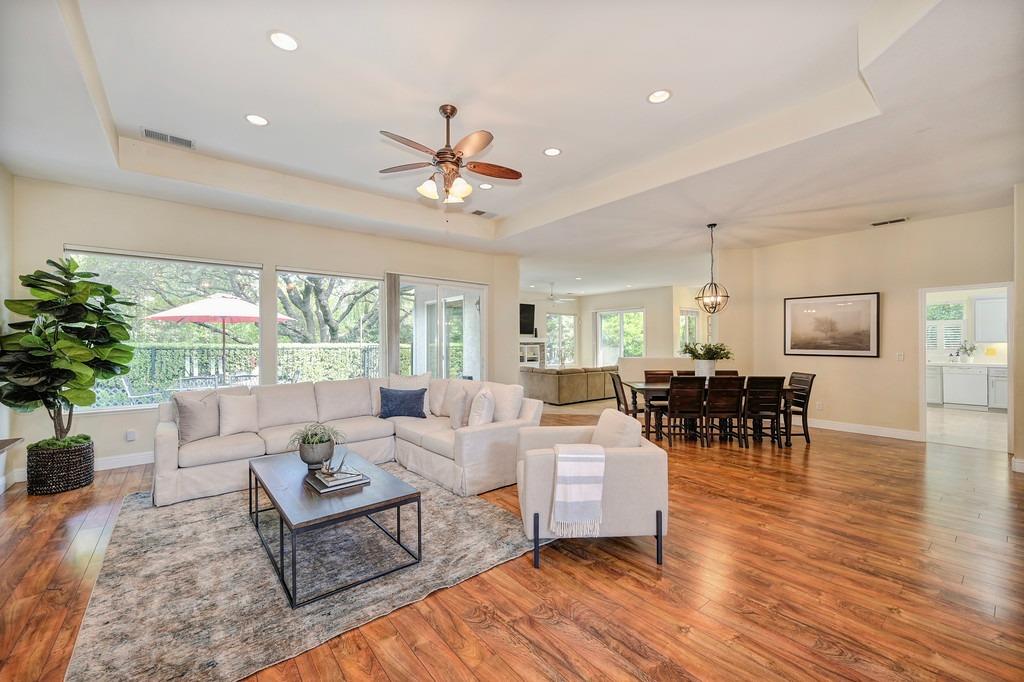Photo of 3621 Foxmore Ln in Rescue, CA
