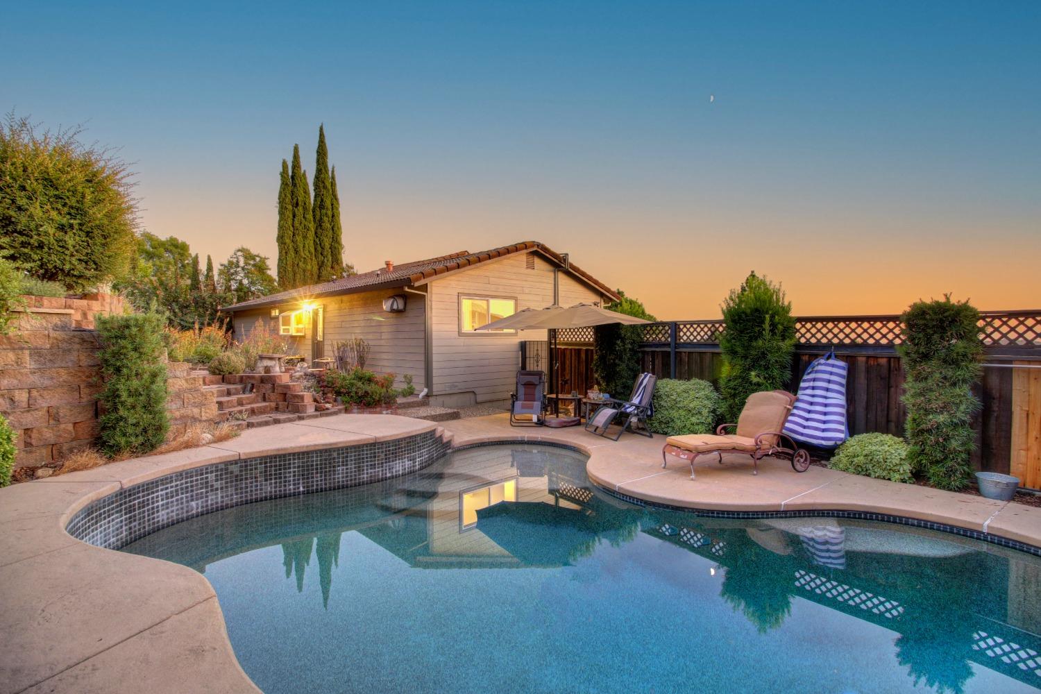 Photo of 3467 Sudbury Rd in Cameron Park, CA