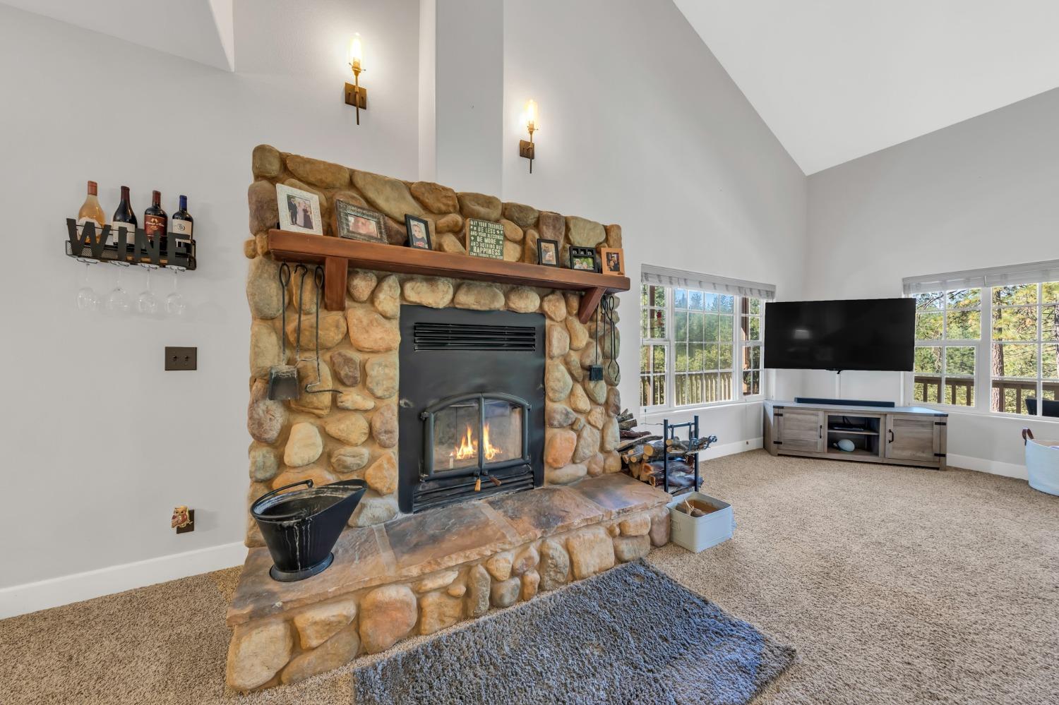 Detail Gallery Image 16 of 45 For 26649 Old Loggers Ln, Colfax,  CA 95713 - 3 Beds | 2/1 Baths