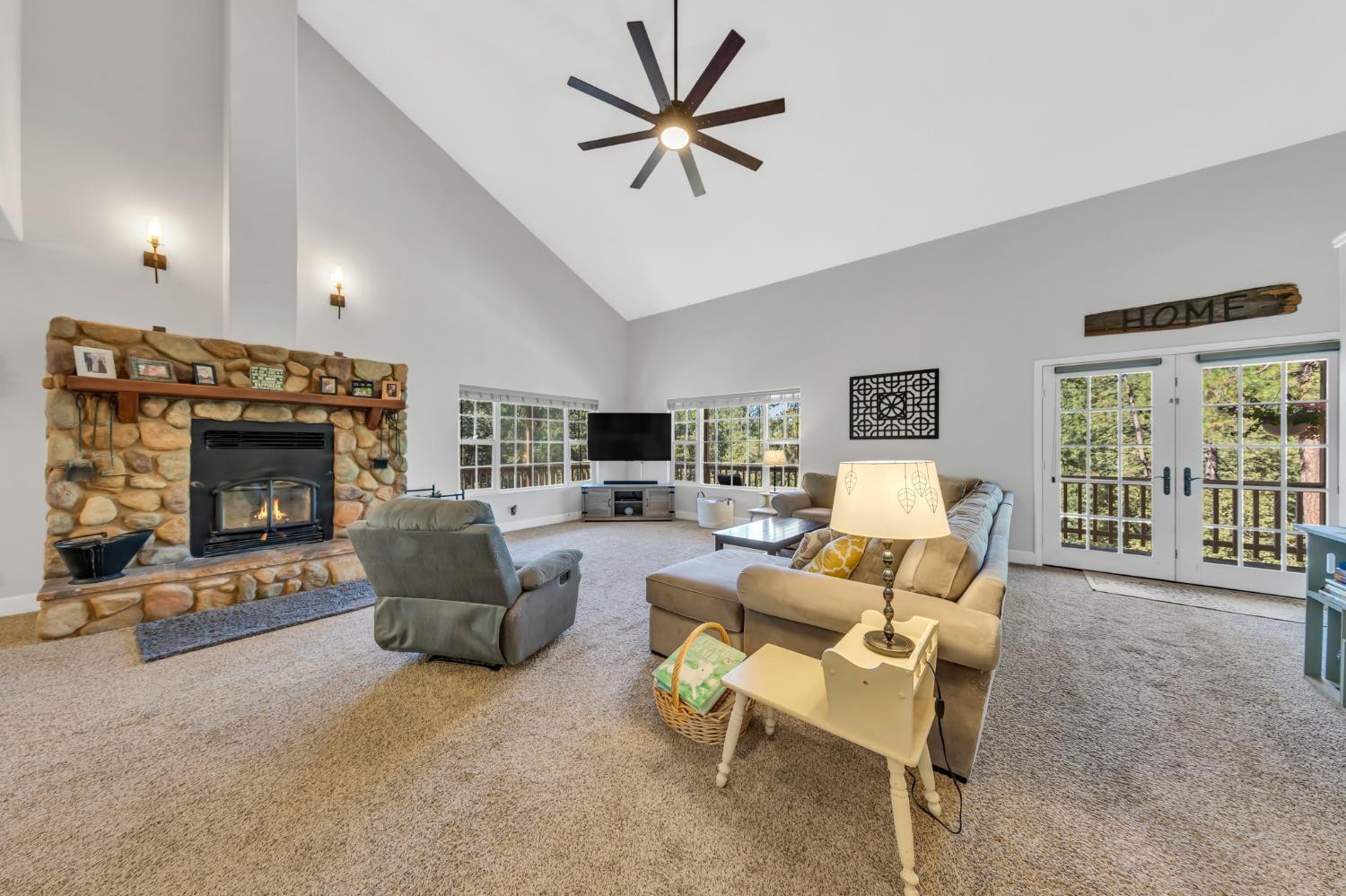 Detail Gallery Image 14 of 45 For 26649 Old Loggers Ln, Colfax,  CA 95713 - 3 Beds | 2/1 Baths