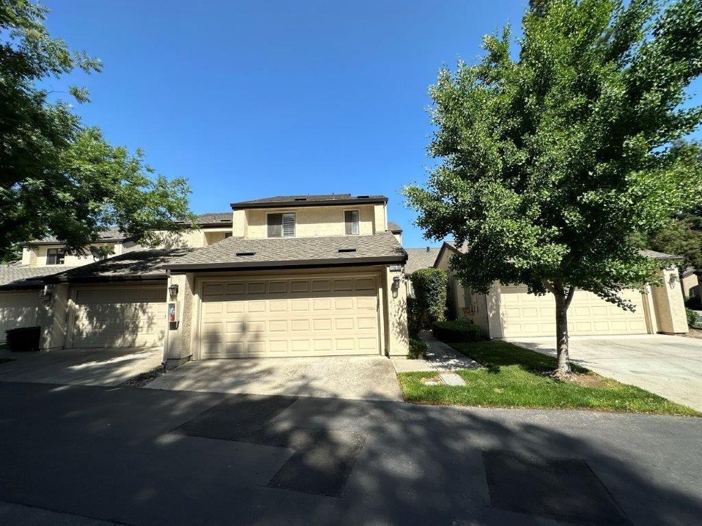 Photo of 1130 Cedar Creek Dr #2 in Modesto, CA